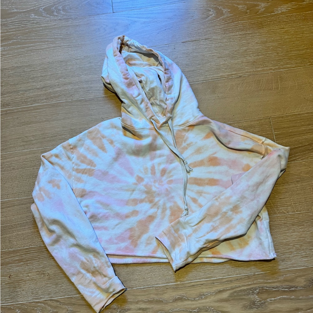 wesley tie dye sweatshirt